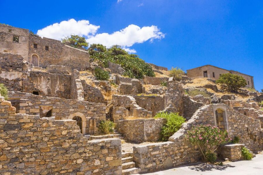 Heraklion: Spinalonga, Agios Nikolaos, Elounda & Plaka Tour - Elounda harbor and the Mirabello Bay ferry, the scenic warm-up you earn