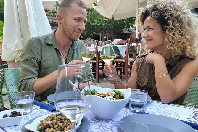Heraklion SUV Private Guided Wine Tour with Lunch - The food and wine pairing: more than just a free lunch