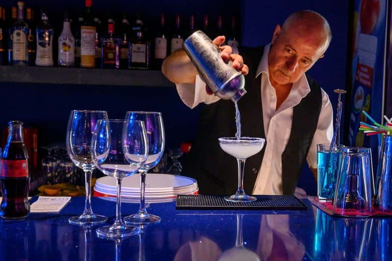 Hersonissos: Spectacular Dinner Show Ticket - The schedule that shapes your night (and keeps it stress-free)
