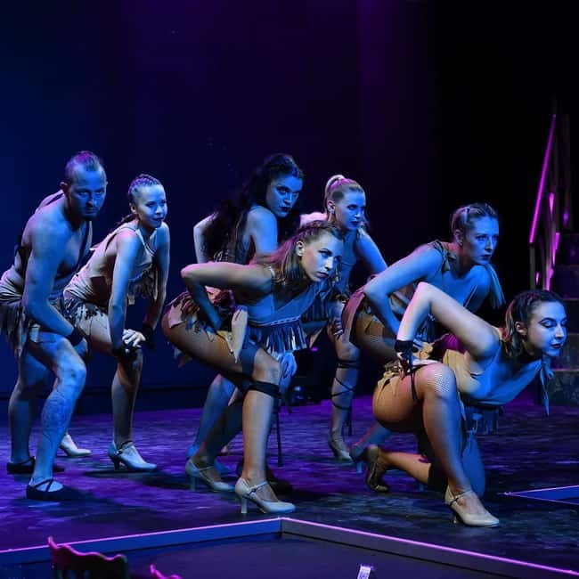 Hersonissos: Spectacular Dinner Show Ticket - Dinner-show or drink-and-show: how to pick the right ticket