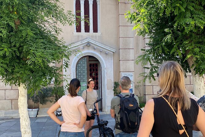 Highlights of Athens biketour - Price and where to meet near Thissio station
