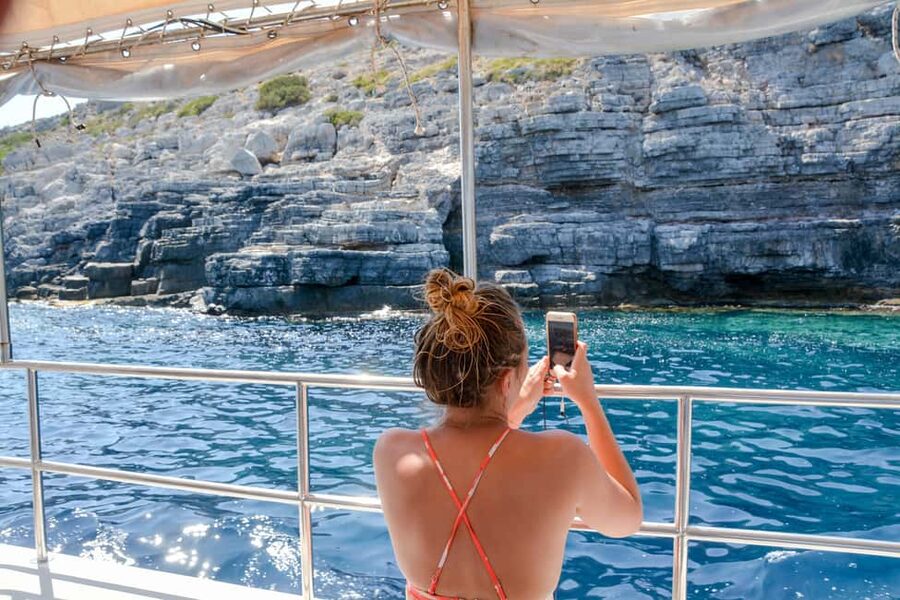 Hydra: Island Tour by Boat with Lunch - Pine-covered Agios Georgios and the return past Molos