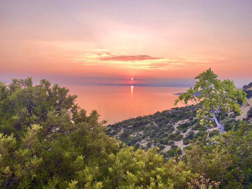 Jeep Safari in Thassos Mountain with picnic fruits & wine - What to pack and how to dress for this safari day