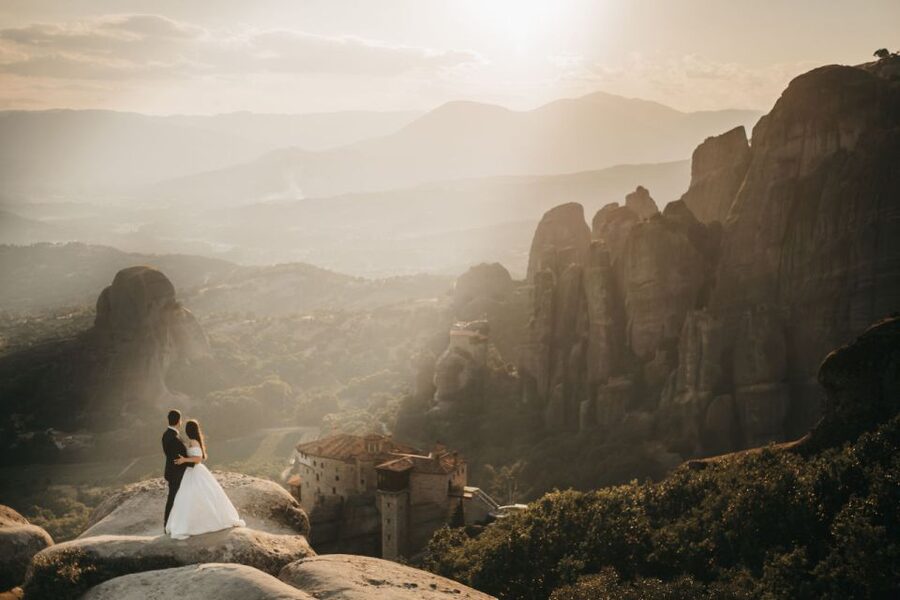 Kalabaka: Meteora Monasteries Minibus Tour with Photo Stops - The Virgin Mary Byzantine church and why the 300-year detail matters