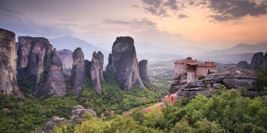 Kalabaka: Meteora Monasteries Minibus Tour with Photo Stops - Meeting at Kalampaka and planning around the 13:10 train change