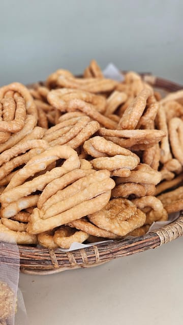 Kalamata Food Tour: Greek Food Treasures and Traditions - Who should book this Kalamata food tour?
