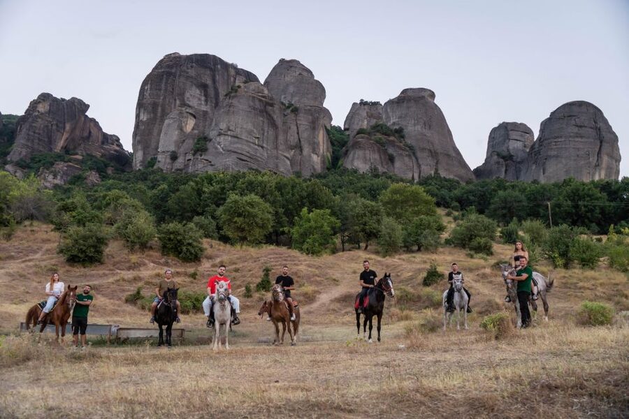 Kastraki: Meteora Morning Horse Riding with Monastery Visit - Weather, gear, and how to be comfortable on the morning ride