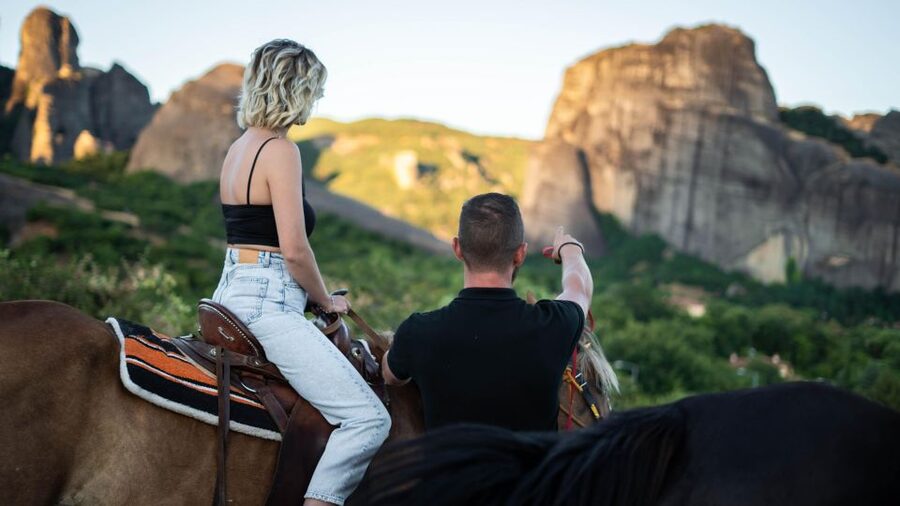 Kastraki: Meteora Sunset Horseback Riding - What the guides teach you on the way back