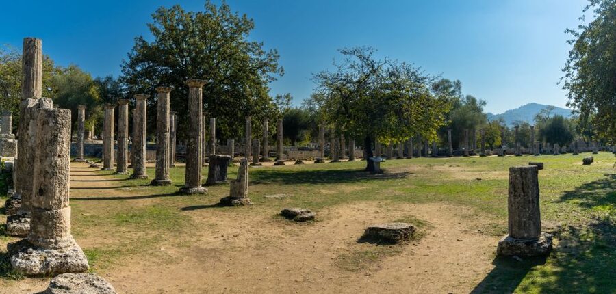 Katakolo: Ancient Olympia and Kourouta Beach Guided Tour - Your Guide Experience: What Helps, What to Watch