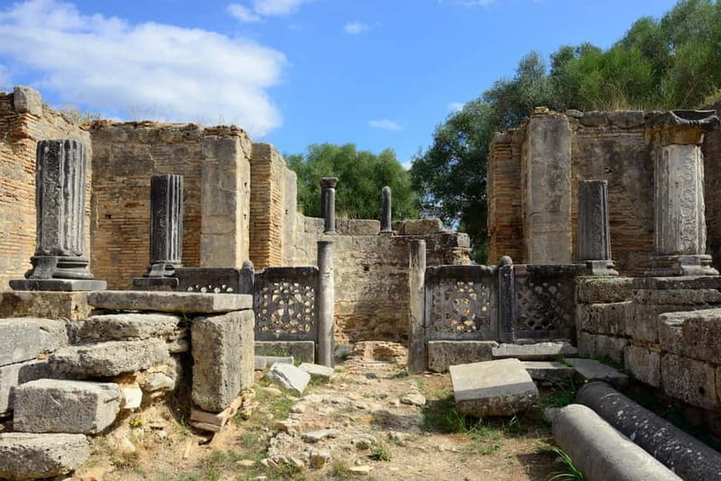 Katakolo: Olympia Tour and Archeological Museum - Getting to the right place at Katakolo Port
