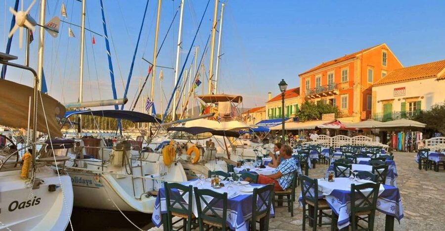 Kefalonia: Island Highlights Bus and Boat Tour with Lunch - Pickup, ride time, and the group pace you should expect