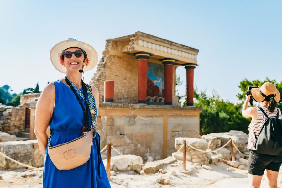 Knossos: Knossos Palace Skip-the-Line Guided Walking Tour - Optional Pickup in Heraklion, Plus the 1:30 PM Archaeological Museum Add-On