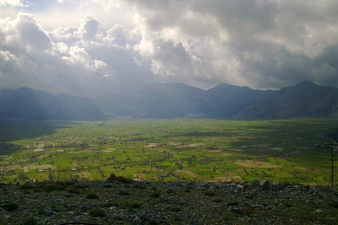 Knossos & Lasithi Plateau: Zeus Cave,Villages, Olive Oil Tour - Door-to-Door Luxury Transport From Heraklion