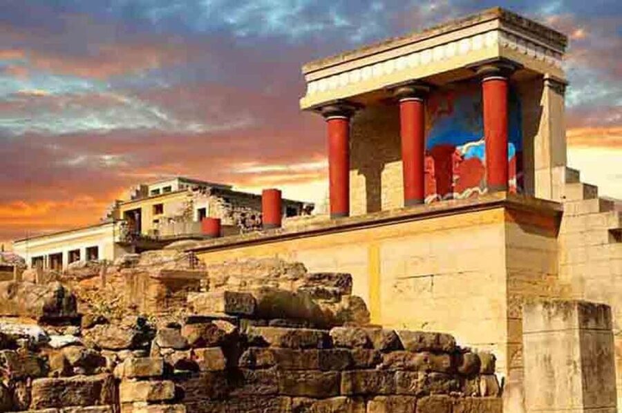 Knossos Palace guided tour - Heraklion City tour + market - Knossos Palace with a live guide, not just ruins