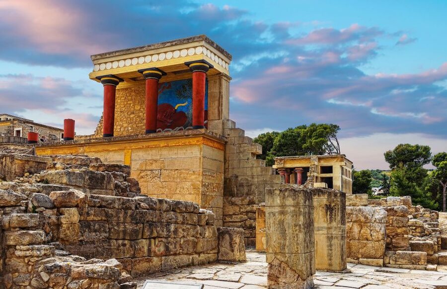 Knossos Palace guided tour - Heraklion City tour + market - The Venetian Harbor and Fortress of Koules finish strong