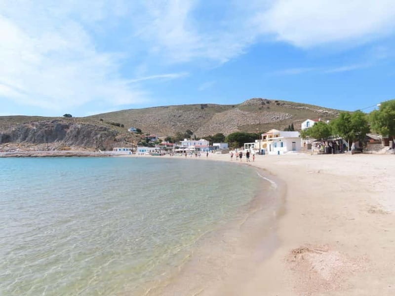Kos: 3-Island Cruise with Lunch, Swimming and Audio Guide - Lunch on board and the bar vibe: simple, filling, and easy
