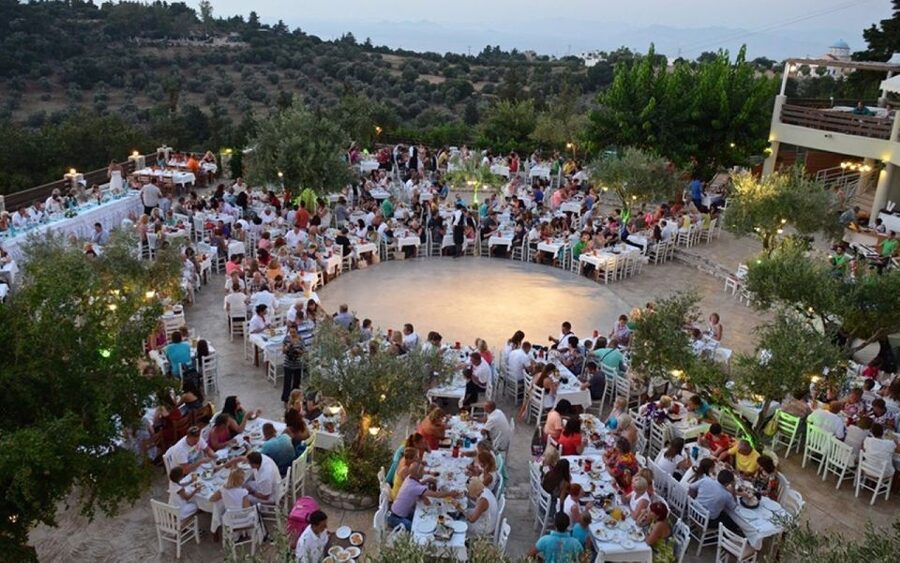 Kos: Tavern Dinner Experience with Greek Dancing and Wine - Joining the Dancers: Learning Basic Greek Folk Steps