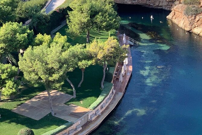 Lake Vouliagmeni Thermal Spa And Temple Of Poseidon Private Full Day Tour - Vouliagmeni stop: Greek bites, seafood options, and ice cream guilt-free