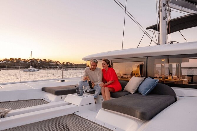 Luxury Catamaran Cruise, Dia Island –Open Bar & Lunch -Top Rated! - Dia Island stop: 3 hours for swim, snorkel, SUP, and fishing