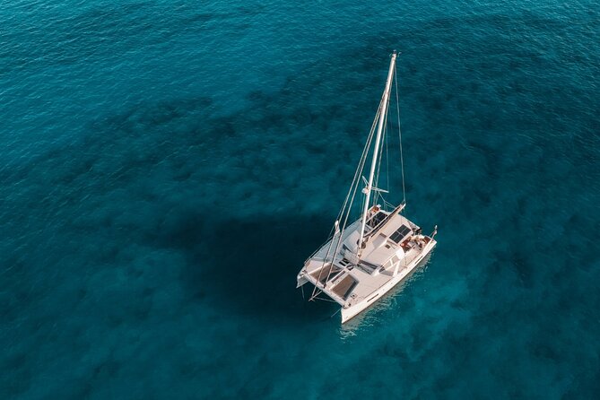 Luxury Catamaran Cruise, Dia Island –Open Bar & Lunch -Top Rated! - The water gear package: snorkeling, SUP, fishing, and float time