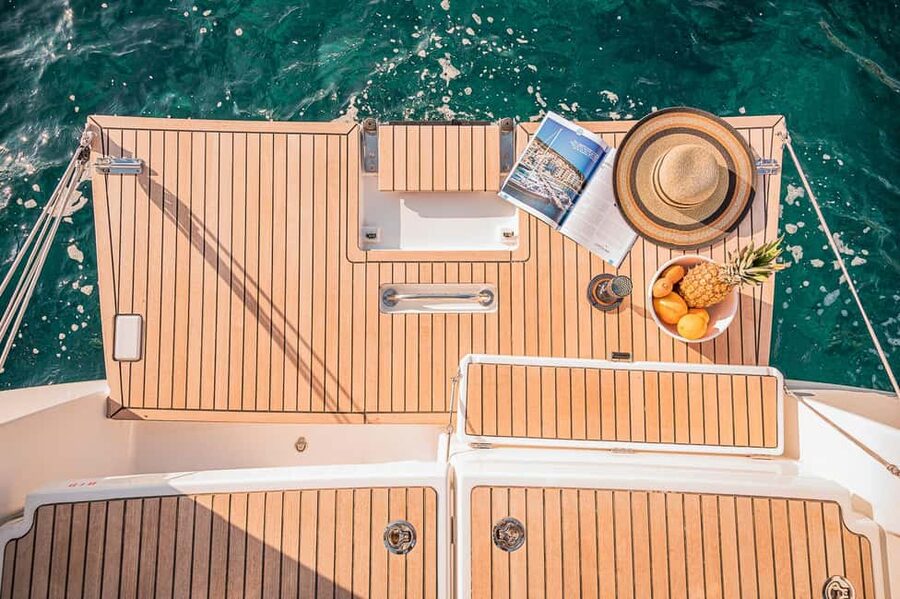 Luxury Sailing Cruise in Agios Nikolaos: Half-Day & Full-Day - Full-day cruises: Psira Island option and a Mochlos lunch plan