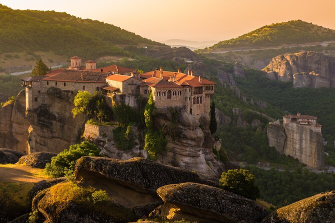 Meteora Day Trip with central Pick up & optional Lunch - Meteora From Athens: Why This Full-Day Trip Works
