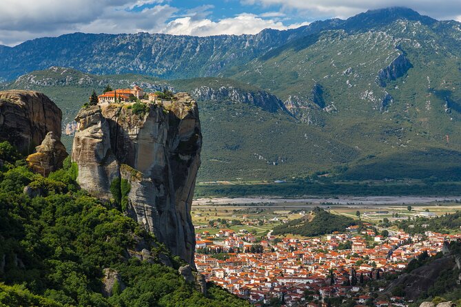 Meteora Day Trip with central Pick up & optional Lunch - Weather, Fog, and When Meteora Feels Even Stranger
