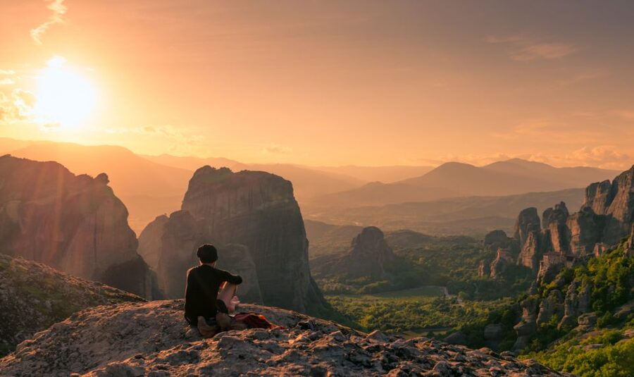 Meteora: Guided Sunset Tour with Monasteries & Caves Visit - Why a Sunset Route Makes Meteora Easier Than DIY
