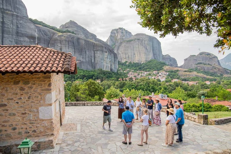 Meteora: Half-Day Meteora Monasteries Small Group Tour - Hotel pickup, minibus comfort, and the pace of a 4-hour morning