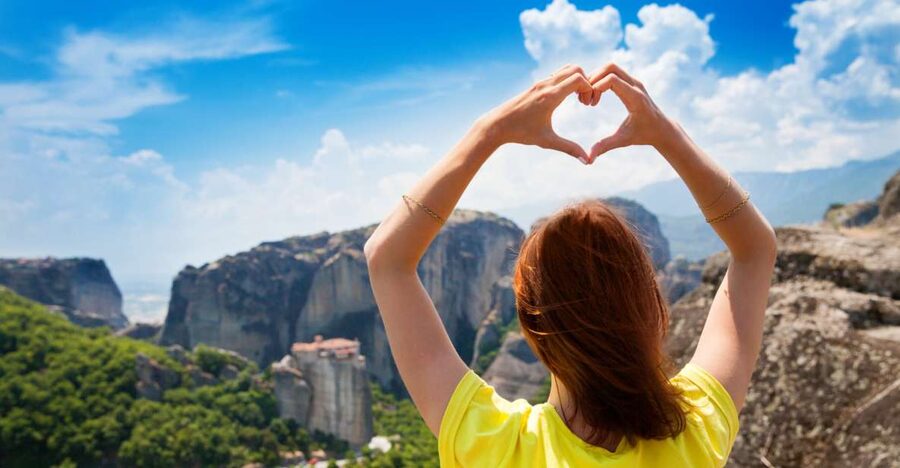Meteora: Hiking Tour with Local Guide and Monastery Visit - Great Meteoron or Varlaam: your main monastery visit