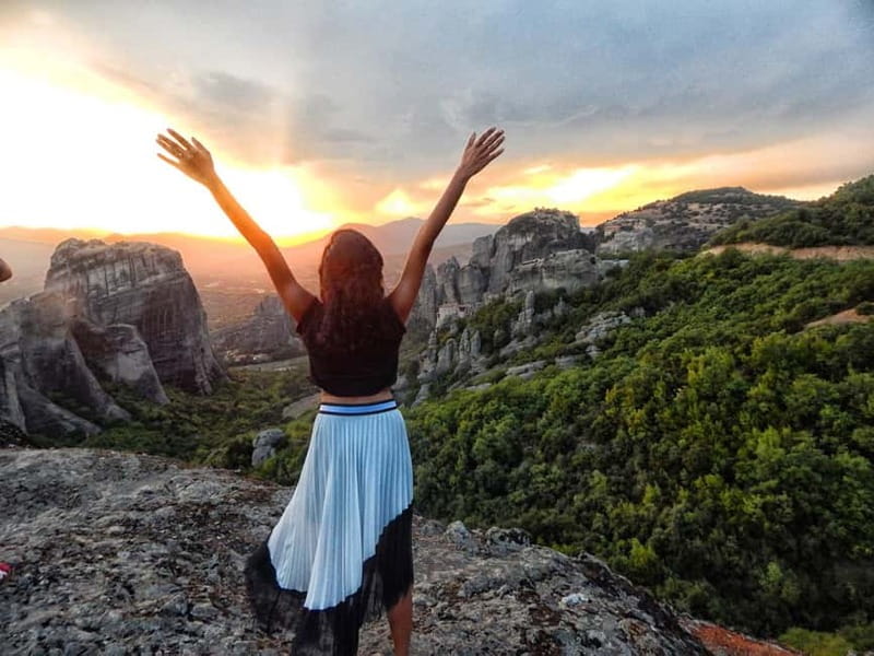 Meteora: Majestic Sunset Tour & Monasteries with Local Guide - Kalambaka’s Byzantine Church of Virgin Mary and the Apollo Connection