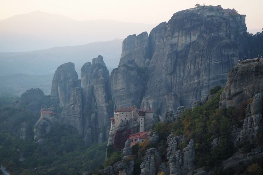 Meteora Monasteries Tour from Athens - Thermopylae and the Hot Gates Stop, Beyond the Name