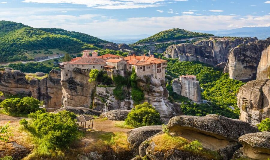 Meteora: Monasteries Tour, Lunch, and Athens Transfer Option - The “secret side” stops: Hermit Caves and St. George Mandilas Cave