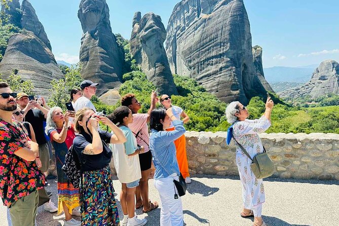 Meteora: Panoramic Morning Small Group Tour with Local Guide - Photo strategy: where you’ll naturally want to stop