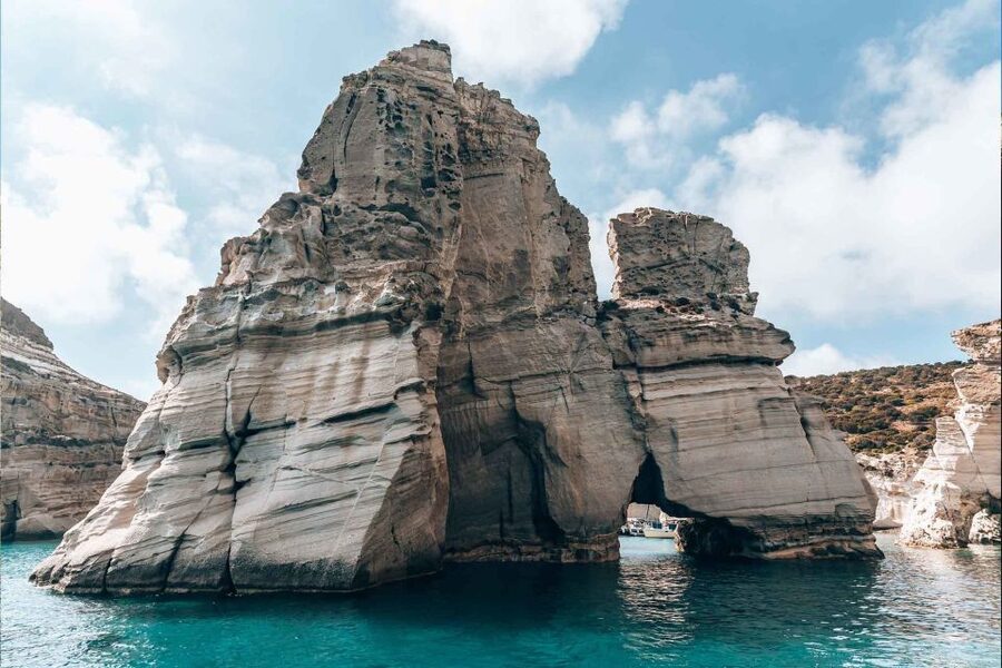 Milos: Full-Day Catamaran Cruise with Paddle Board - Kleftiko Caves: Pirates, Snorkel Arches, and Underwater Photos