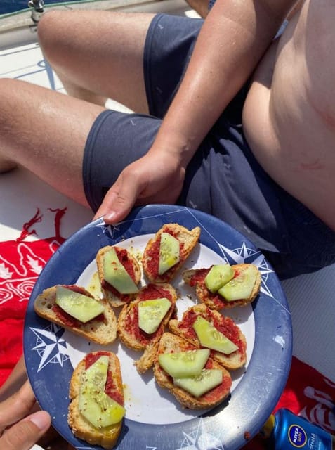Milos: Full-Day Sailboat Cruise with Food and Open Bar - Snorkeling Gear, Seats, and Staying Comfortable