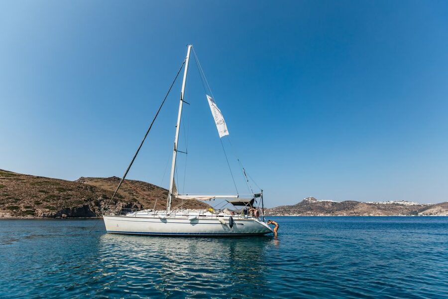Milos: Kleftiko Cruise with Meal, Drinks and Photos at Sykia - The Early Passes: Akra Vani and Volcanic Rock Views