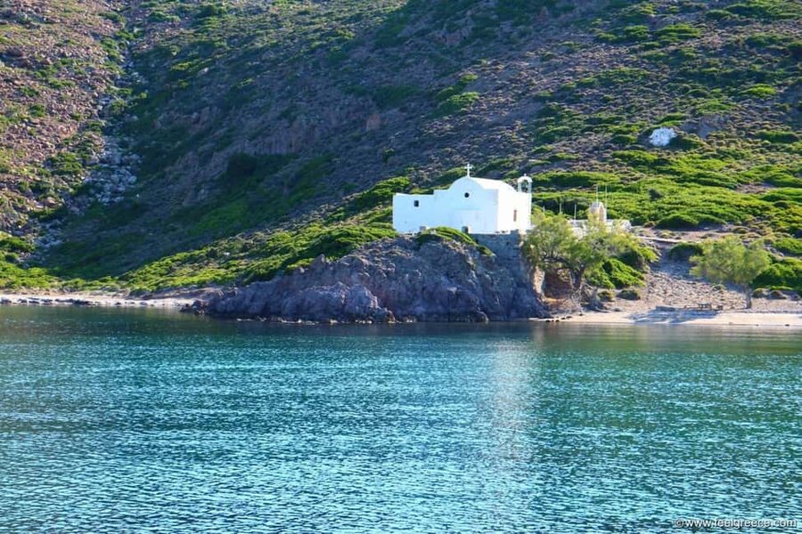 Milos: Kleftiko Semi Private Sailing Cruise with Lunch - Sykia Volcanic Cave: The Protected Indoor Pool and Sky View
