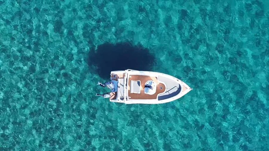 Milos: Self-Driving Boat Tour to Kleftiko - What you’re actually getting on the water