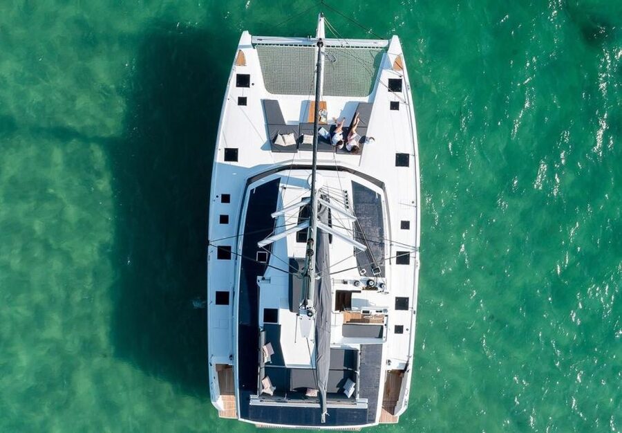 Mykonos: Catamaran Cruise with 3-Course Meal and Transfers - Sailing Back and the Golden Hour Effect