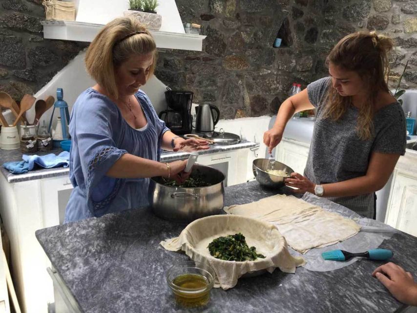 Mykonos: Cooking Class with Food and Wine - Lunch or dinner with unlimited wine: the sit-down payoff