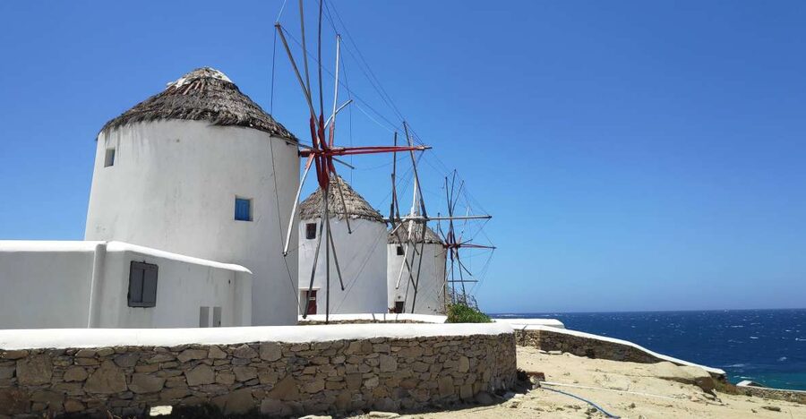 Mykonos: Highlights Walking Tour with a Local - Starting point by the Old Port, right where you want to begin