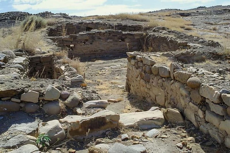 Mykonos: Myths, Gods & Ancient Stories Jeep Tour adventure! - Mykonos Town loop: Windmills to Little Venice to Paraportiani