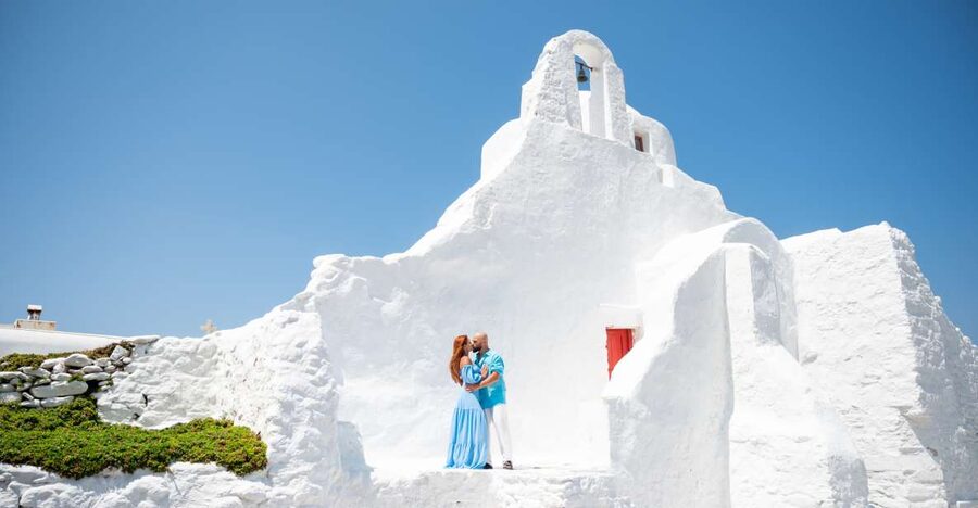 Mykonos Private Photoshoot - Your 1 to 1.5 hour flow through Mykonos Town highlights