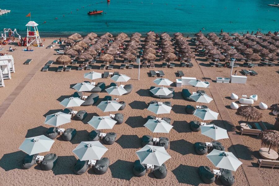 Mykonos: Super Paradise Beach with Sunbed at Thalas Mykonos - Arrival timing and how to get there without stressing