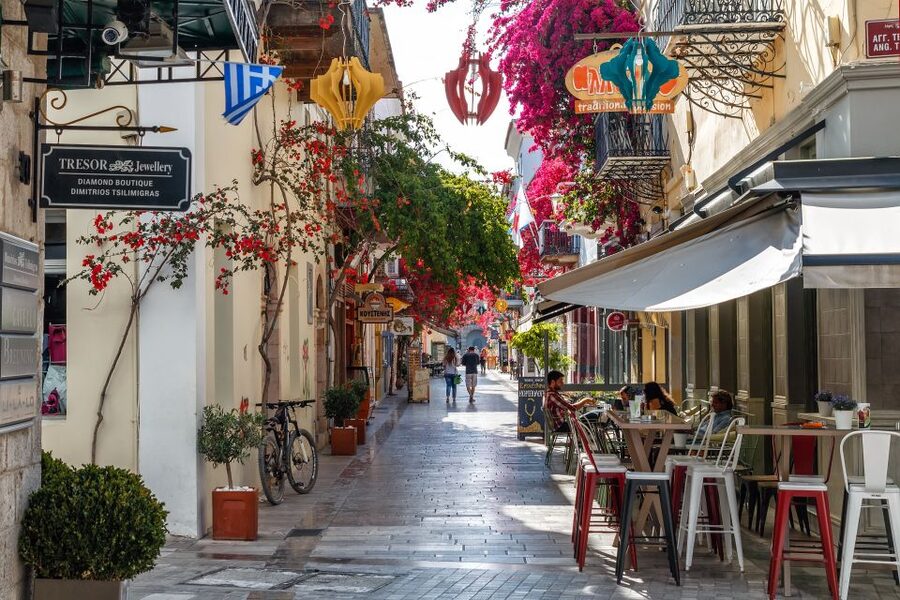 Nafplio: City Walking Tour - Meeting at the Land Gate, and how the route flows