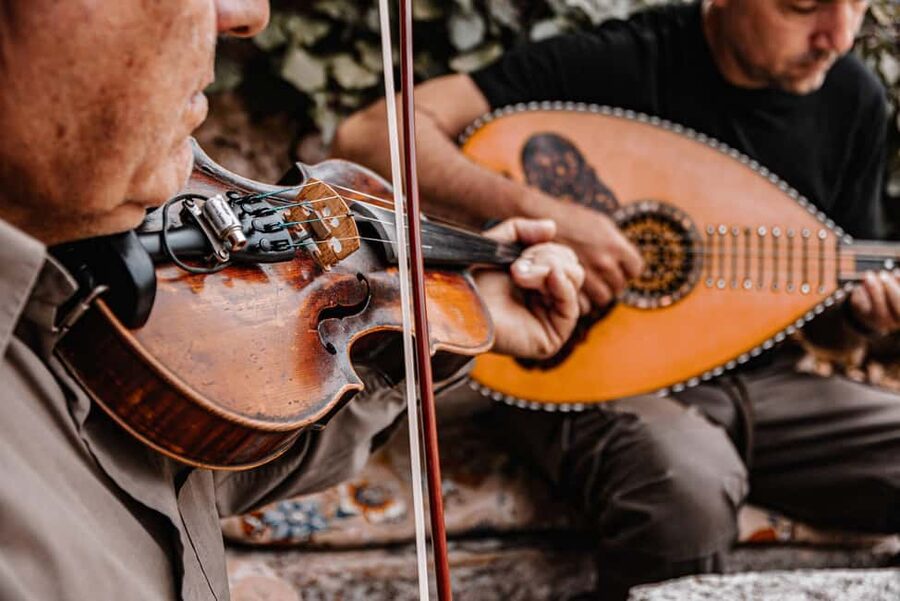 Naxos: Family Farm-table Cooking, Kouros Tour & Live Music - Flerio and Melanes: the setting that makes this cooking class feel like a day with locals
