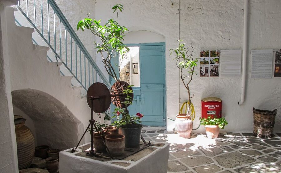 Naxos: Highlights Full-Day Tour by Bus - Chalkio: neoclassical village lanes and the citron distillery stop