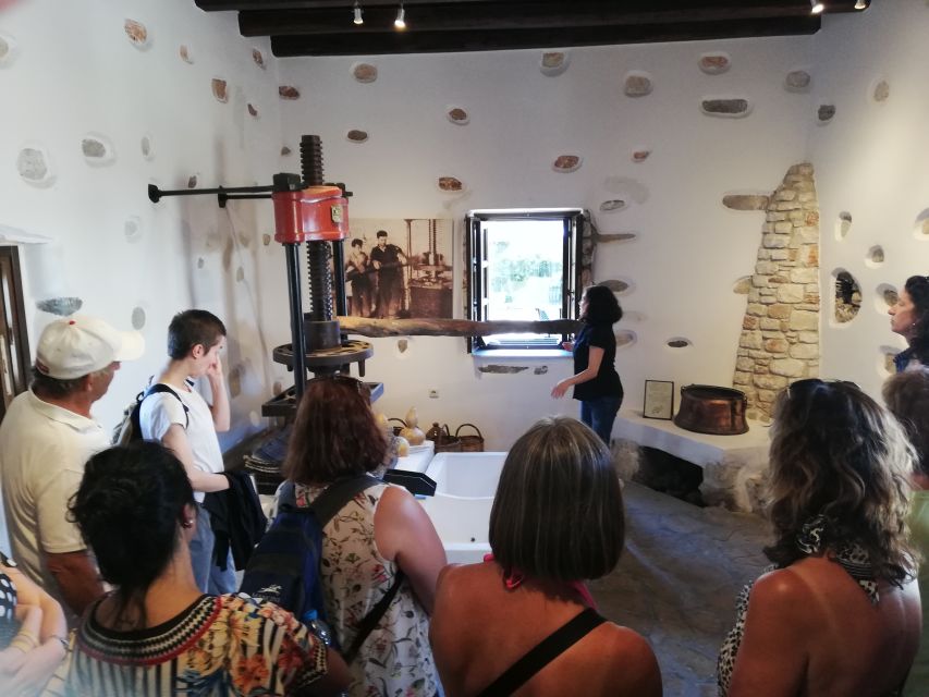 Naxos Island: Full–Day Historical Bus Tour - Pickup windows across Naxos: the start matters