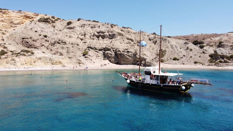 Naxos: Koufonissia and Rina Cave Boat Trip with BBQ - Crew hospitality and group size: the difference between fun and stressful